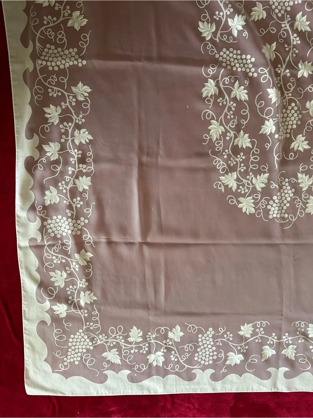 Makylene vintage tablecloth